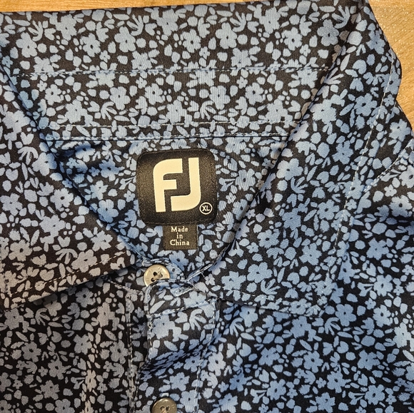 FootJoy Golf Polo Shirt XL Blue Floral Print Performance - Picture 2 of 6